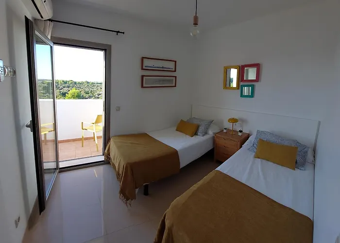 Neva קאלאן בוש